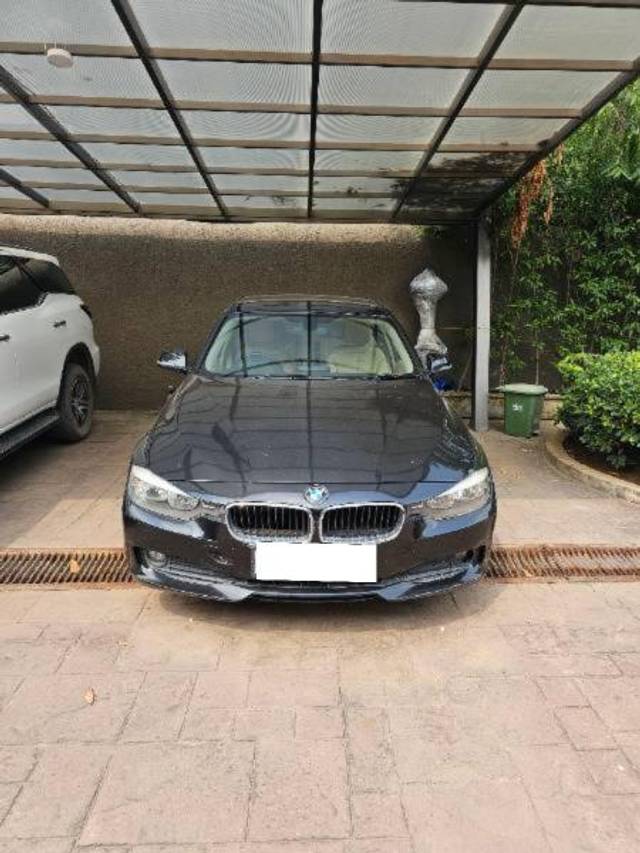 https://images10.gaadi.com/usedcar_image/4159160/original/processed_3258c1e2-fc99-4a6a-87ad-78d8b9c36d1a.jpg?imwidth=6400