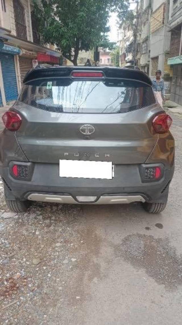 https://images10.gaadi.com/usedcar_image/4159213/original/processed_c8064164-45a4-4e2e-9b54-0e15c672c0d1.jpg?imwidth=6401