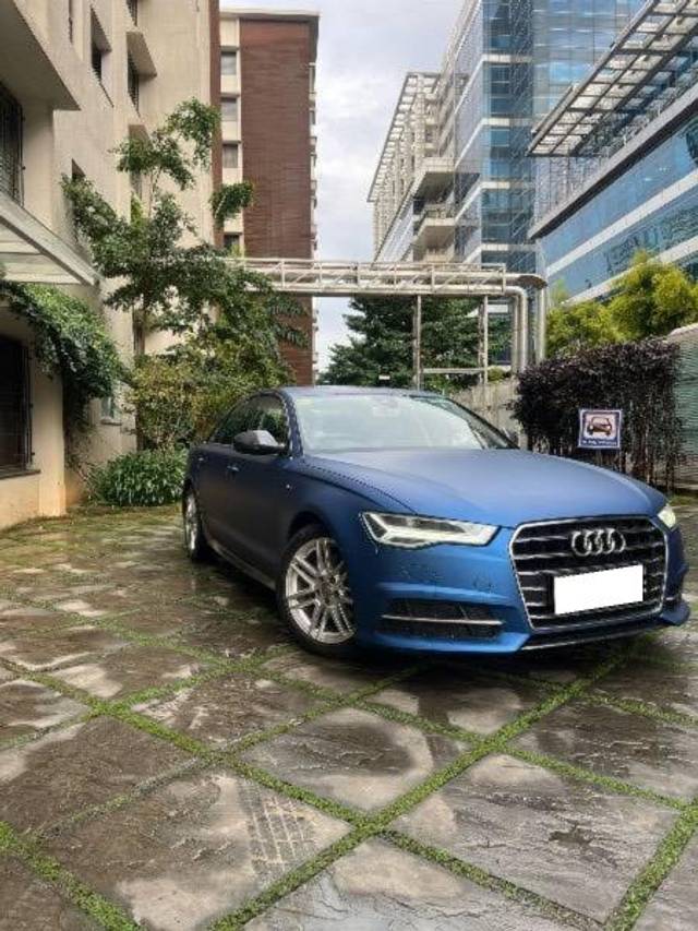 https://images10.gaadi.com/usedcar_image/4159219/original/processed_1396a3ed-d5a4-43a6-81e6-cb24ded10a02.jpg?imwidth=6400