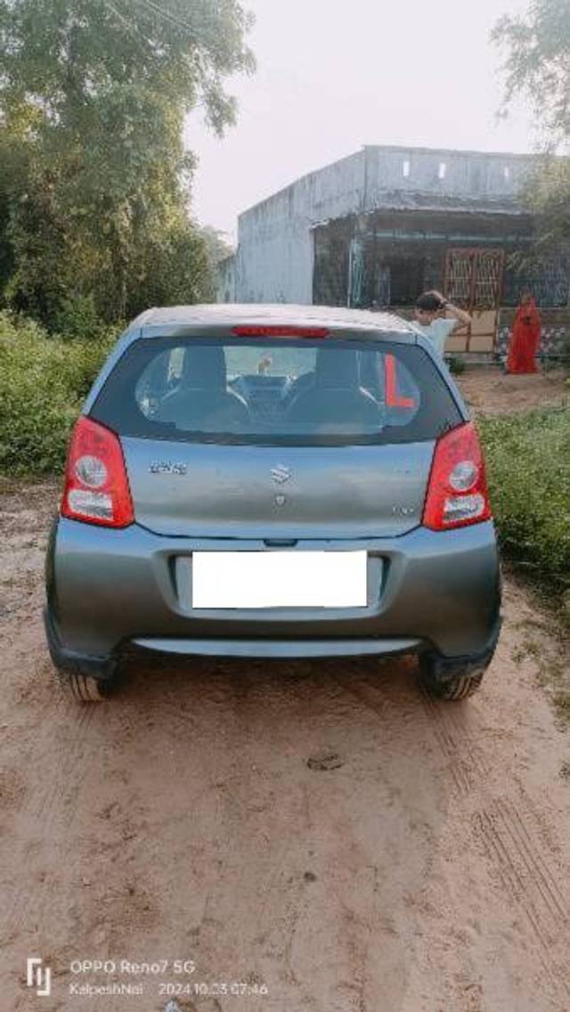 https://images10.gaadi.com/usedcar_image/4159227/original/processed_bf0ef05d-6e21-48ef-9da0-1c98dddc7225.jpg?imwidth=6401