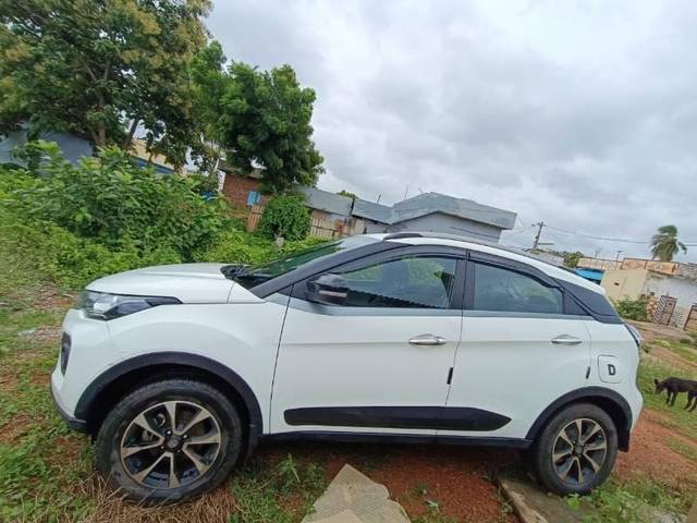 https://images10.gaadi.com/usedcar_image/4159242/original/processed_16b26a0a-b776-4b9c-aa61-ed8e0ef4d923.jpg?imwidth=6402