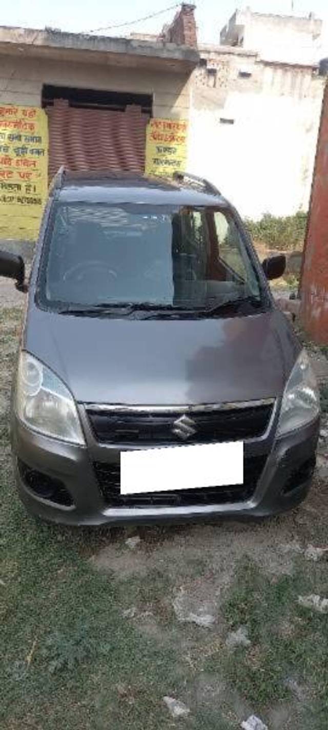 https://images10.gaadi.com/usedcar_image/4159370/original/processed_9db3eaa2-bc1a-4a46-83b0-fa13c10ca2b3.jpg?imwidth=6400