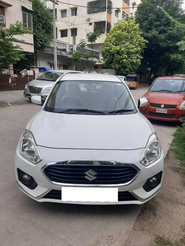 https://images10.gaadi.com/usedcar_image/4159521/original/processed_dddaf15d94e97fd2e23e7937bc644467.jpg?imwidth=6402