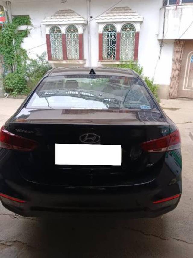 https://images10.gaadi.com/usedcar_image/4159597/original/processed_b2a23504-8710-4f64-9e48-fe7f2f71d908.jpeg?imwidth=6401