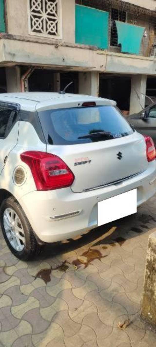 https://images10.gaadi.com/usedcar_image/4159622/original/processed_0c771833-73b0-40cd-aad3-93b7c7a122b7.jpg?imwidth=6401