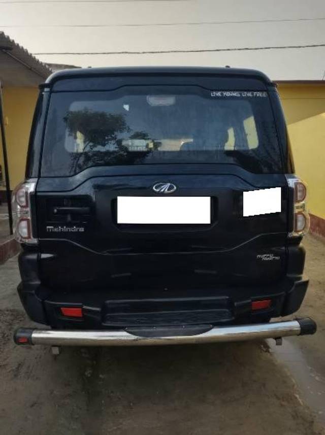 https://images10.gaadi.com/usedcar_image/4159719/original/processed_2a429388-60c0-4d76-a093-9dc08fa816a2.jpg?imwidth=6400