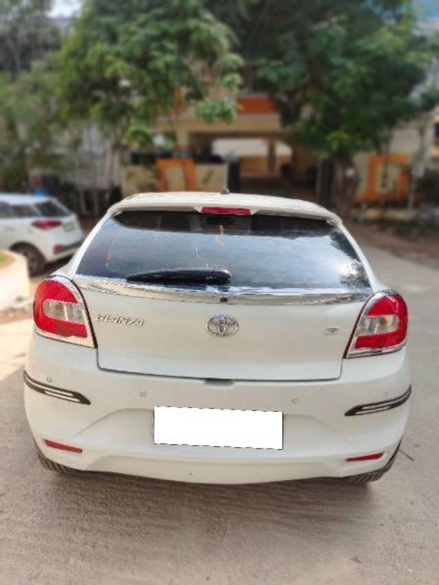 https://images10.gaadi.com/usedcar_image/4159886/original/processed_d7b6f16d-2f02-450a-9d01-8e063e6a9b17.jpg?imwidth=6402