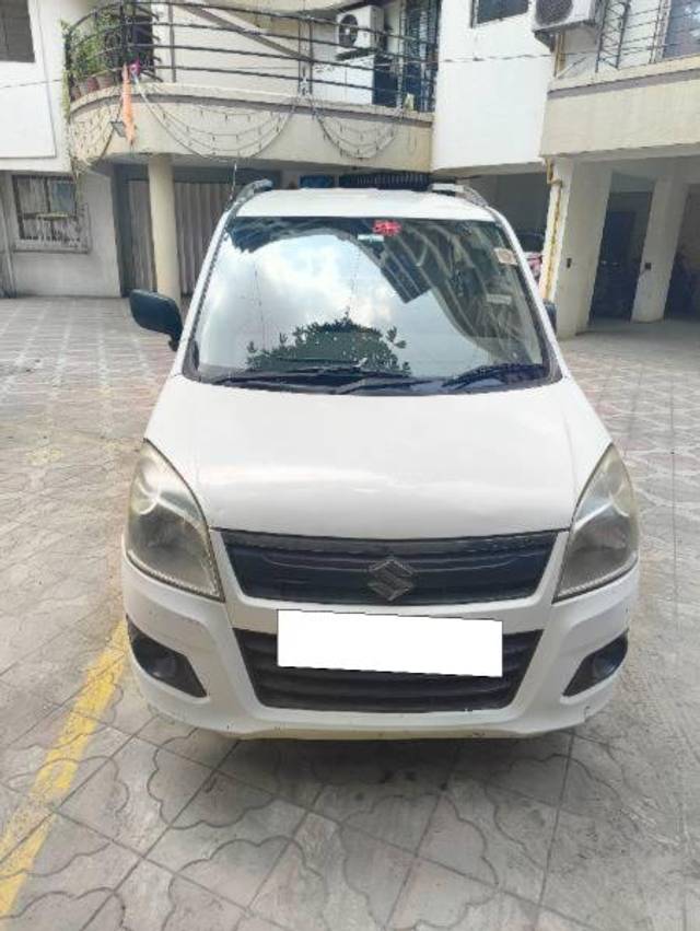 https://images10.gaadi.com/usedcar_image/4160266/original/processed_285f9efb-5949-4da6-ac20-a559c032e630.jpg?imwidth=6400