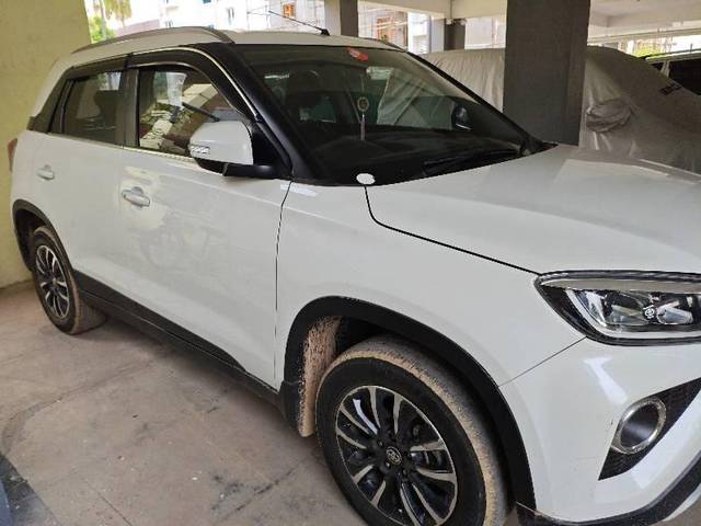 https://images10.gaadi.com/usedcar_image/4160293/original/processed_73b9e53d-e853-4105-aa1a-9dd612c8f1c9.jpg?imwidth=6401