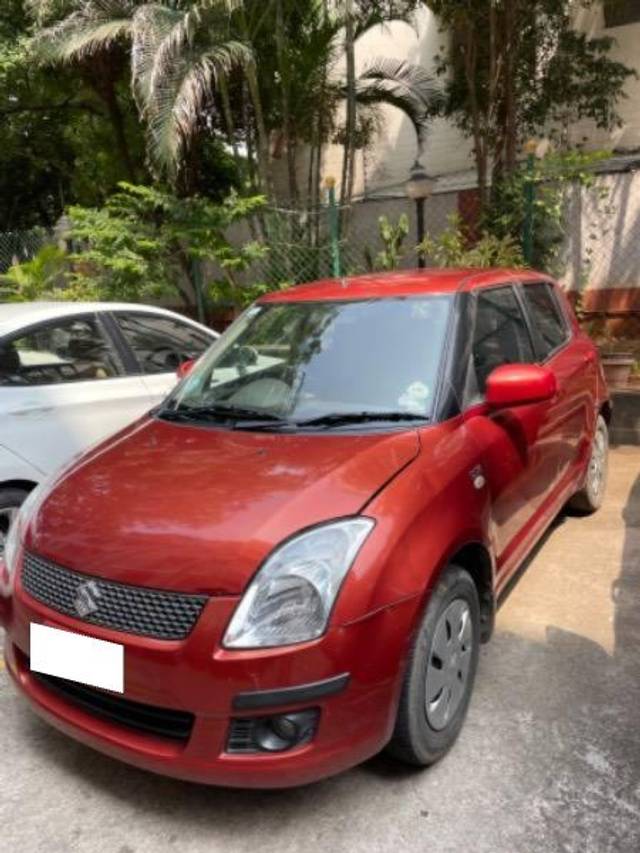 https://images10.gaadi.com/usedcar_image/4160482/original/processed_572a72ff-3d52-4e89-8298-c5e941c36f2f.jpeg?imwidth=6401