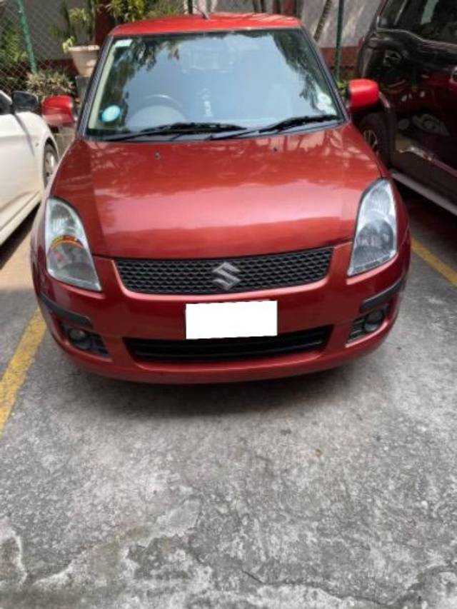 https://images10.gaadi.com/usedcar_image/4160482/original/processed_a1a77e6d-9247-475d-ae7d-d8b374a7dfce.jpeg?imwidth=6402