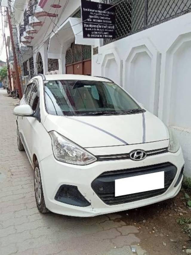 https://images10.gaadi.com/usedcar_image/4160597/original/processed_b436aa9c-5980-4491-a57f-704dcedb2cad.jpg?imwidth=6400