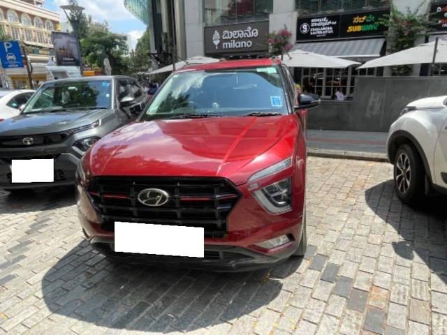 https://images10.gaadi.com/usedcar_image/4160722/original/processed_ca540066-5043-4680-af7e-cb5cca58daff.jpeg?imwidth=6400