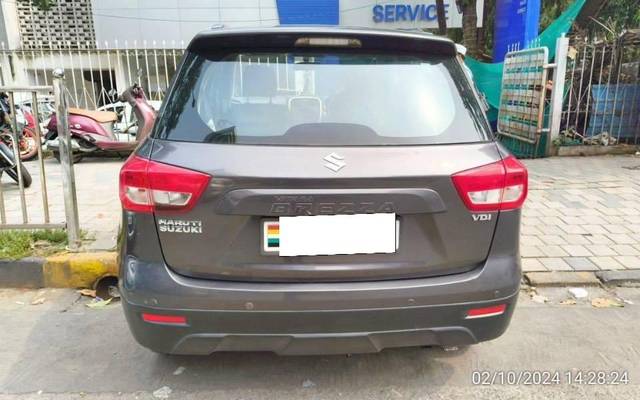 https://images10.gaadi.com/usedcar_image/4160735/original/processed_8964a188-d6cd-4616-8851-baa9a6990d50.jpeg?imwidth=6401