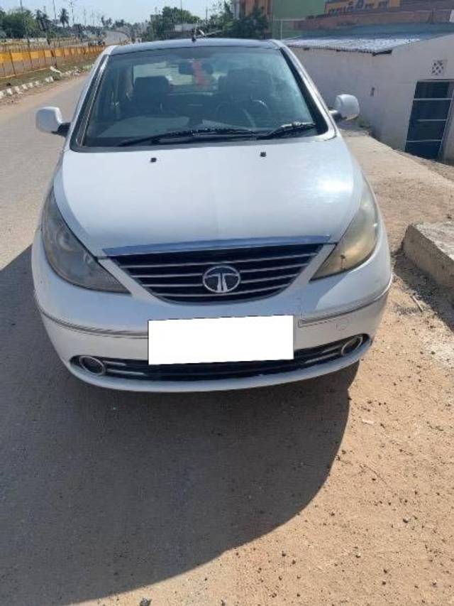 https://images10.gaadi.com/usedcar_image/4161193/original/processed_c9aef184-a9cd-4ea6-8d9d-62c5a3f6f93e.jpg?imwidth=6400