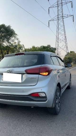 Hyundai Elite i20 2017-2020 Hyundai i20 Sportz Plus BSIV