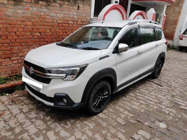 https://images10.gaadi.com/usedcar_image/4161242/original/processed_04026e8e-f4eb-42be-bd27-a8ca52df0c55.jpg?imwidth=6400