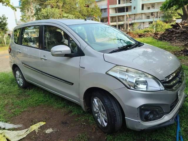 https://images10.gaadi.com/usedcar_image/4161257/original/processed_7307c833-47b9-4851-8e56-8c687f18316e.jpeg?imwidth=6401