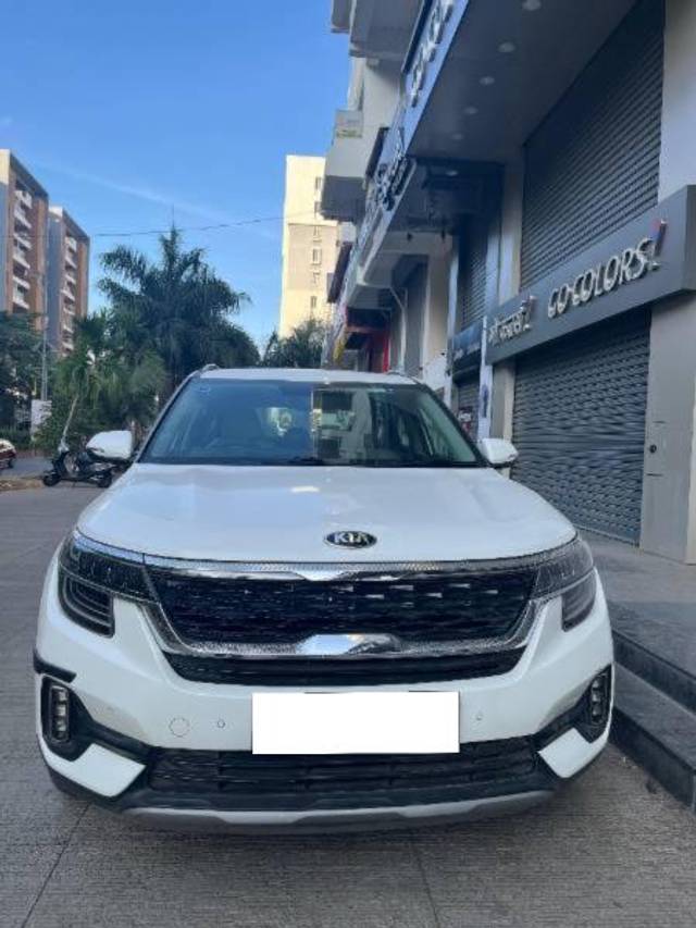 https://images10.gaadi.com/usedcar_image/4161335/original/processed_220321cb-a142-4cd1-80ac-3fd47da8bd6a.jpg?imwidth=6402