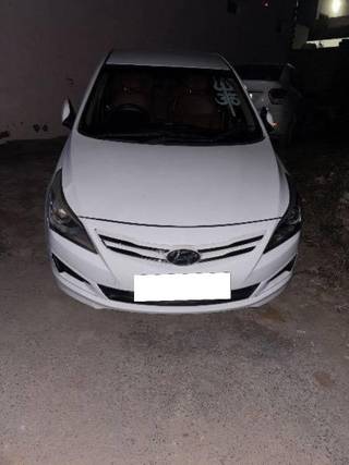 Hyundai Verna 2016-2017 Hyundai Verna 1.6 CRDi S