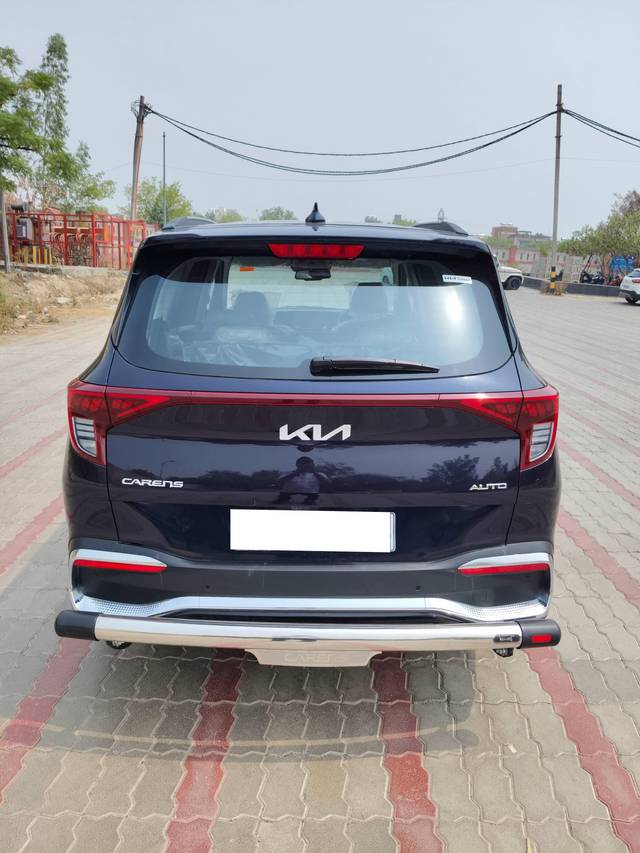 https://images10.gaadi.com/usedcar_image/4161588/original/processed_58734710f30efa67ba0ad8ce7b542327.jpg?imwidth=6402