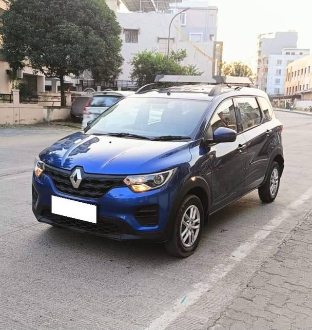 https://images10.gaadi.com/usedcar_image/4161615/original/processed_16843250dfeb7ffed6148fe9d8a7522d.jpg?imwidth=6402