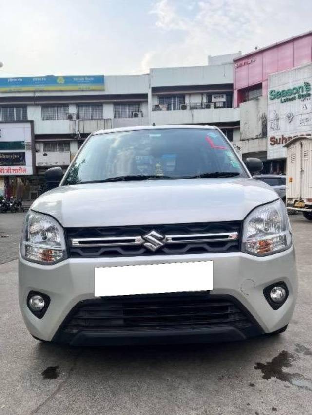 https://images10.gaadi.com/usedcar_image/4161644/original/processed_7c88dabf-29a8-4f66-9a4d-92c428ef7e8c.jpg?imwidth=6401