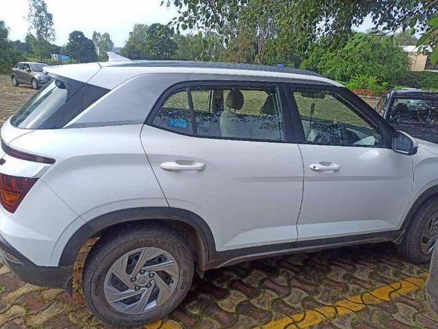 https://images10.gaadi.com/usedcar_image/4161664/original/processed_18668c59-23fb-427e-ba29-7a86b17128d6.jpg?imwidth=6402