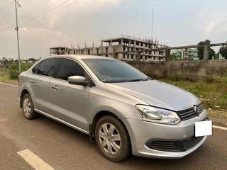 Volkswagen Vento 2010-2014 Volkswagen Vento Petrol Trendline