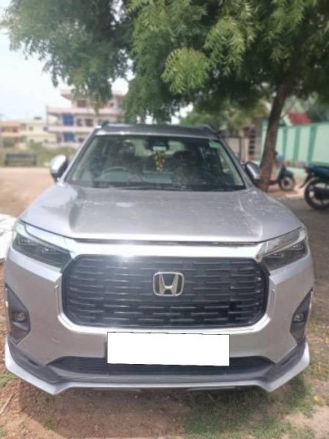 https://images10.gaadi.com/usedcar_image/4161832/original/processed_a6a287b6-483e-485a-896a-8fe762a26ad8.jpeg?imwidth=6400