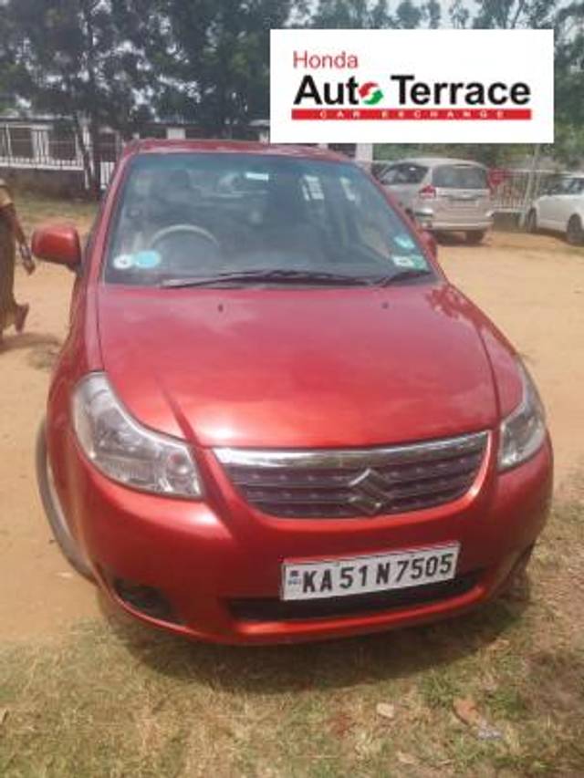 https://images10.gaadi.com/usedcar_image/4162027/original/0fdc51d8e833ef6f6a68a43a5c15d28a.jpeg?imwidth=6400