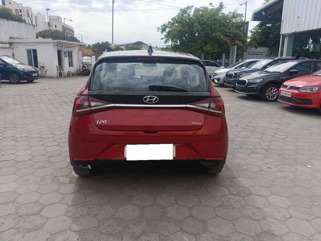 https://images10.gaadi.com/usedcar_image/4162032/original/processed_b5e9cb9ed605f7c1ea41c190318e962a.jpeg?imwidth=6401