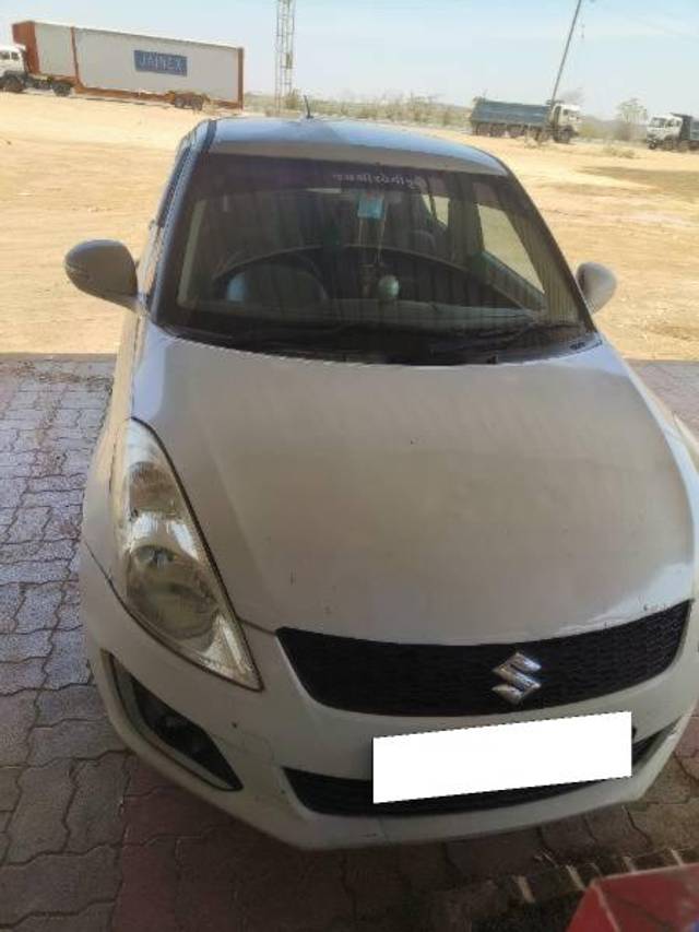 https://images10.gaadi.com/usedcar_image/4162200/original/processed_ec12f21c-f312-474c-b191-8087f72dc2e9.jpg?imwidth=6402