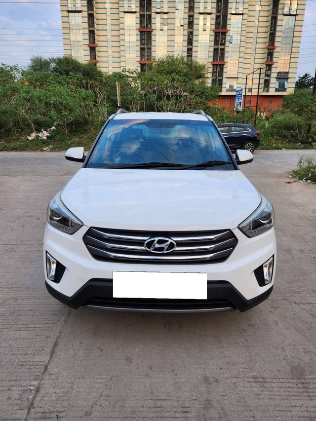 https://images10.gaadi.com/usedcar_image/4162274/original/processed_74e80fc1065b2ac75a1a8c37f57845db.jpg?imwidth=6402