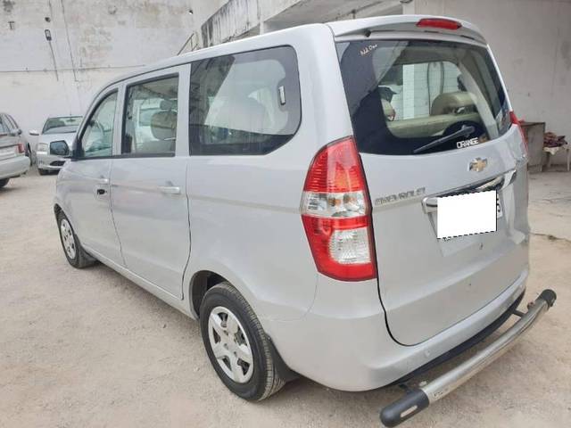 https://images10.gaadi.com/usedcar_image/4162299/original/processed_9af54e4c-10d7-44a0-b043-6a73b98a1c70.jpeg?imwidth=6400