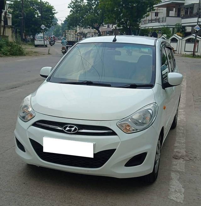 https://images10.gaadi.com/usedcar_image/4162454/original/processed_24387e6c581428d8957607fb7efaae1d.jpg?imwidth=6402