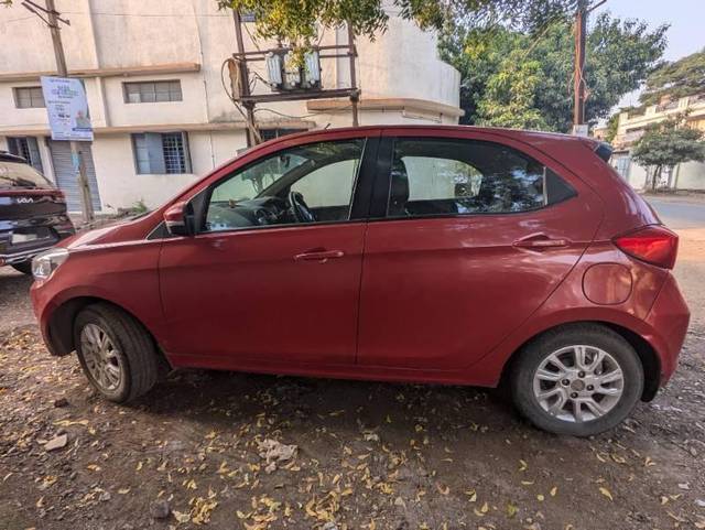 https://images10.gaadi.com/usedcar_image/4162837/original/processed_48e5e0df-6157-41f8-b782-0098e0b11d57.jpg?imwidth=6402