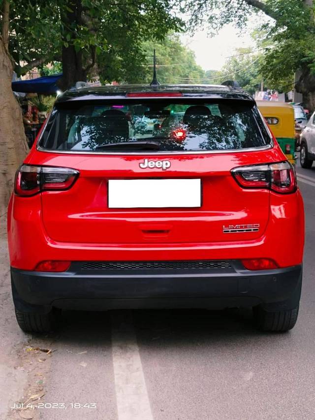 https://images10.gaadi.com/usedcar_image/4162909/original/processed_0e705080fdaa77b690c63364a6a594d6.jpg?imwidth=6401