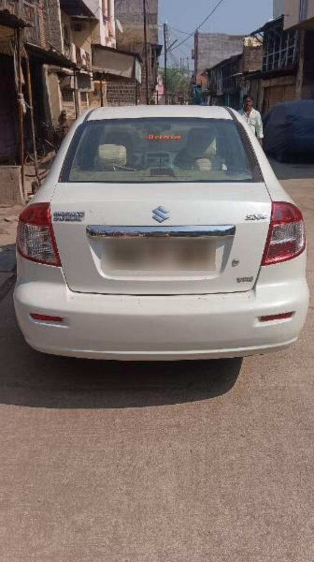 https://images10.gaadi.com/usedcar_image/4163030/original/processed_a445af60-9ecc-4b11-9d11-e330d83e014f.jpg?imwidth=6401