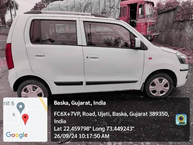 https://images10.gaadi.com/usedcar_image/4163105/original/processed_62d5ed9c-5601-4134-8b13-ffa5cffefb52.jpg?imwidth=6402