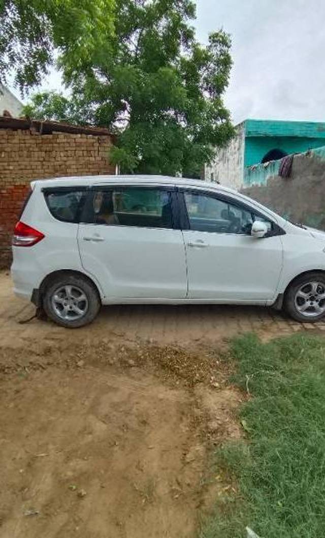 https://images10.gaadi.com/usedcar_image/4163135/original/processed_007b8700-ddb4-4fa6-b766-c186f8c1b487.jpg?imwidth=6402