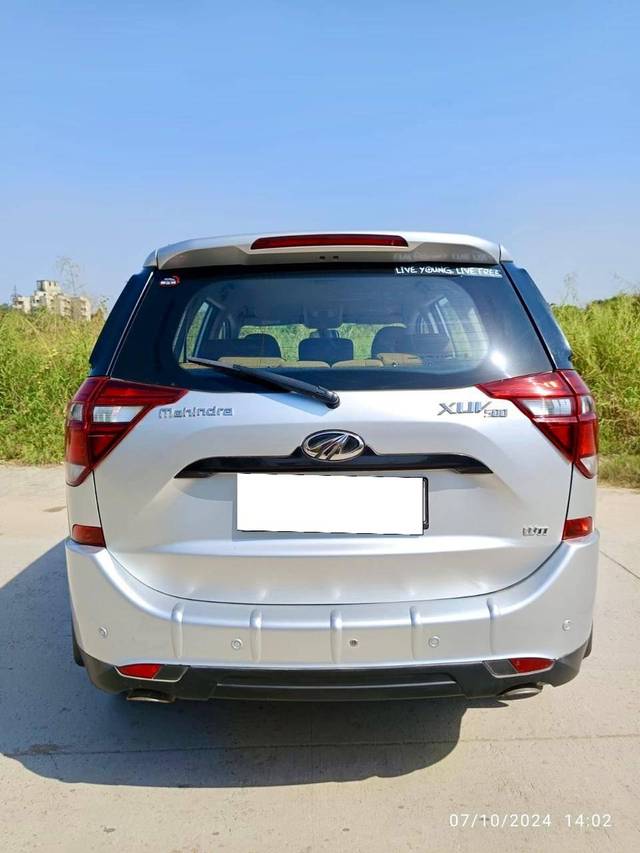 https://images10.gaadi.com/usedcar_image/4163186/original/processed_7dd7475685c01e595273c2338cd86632.jpg?imwidth=6401