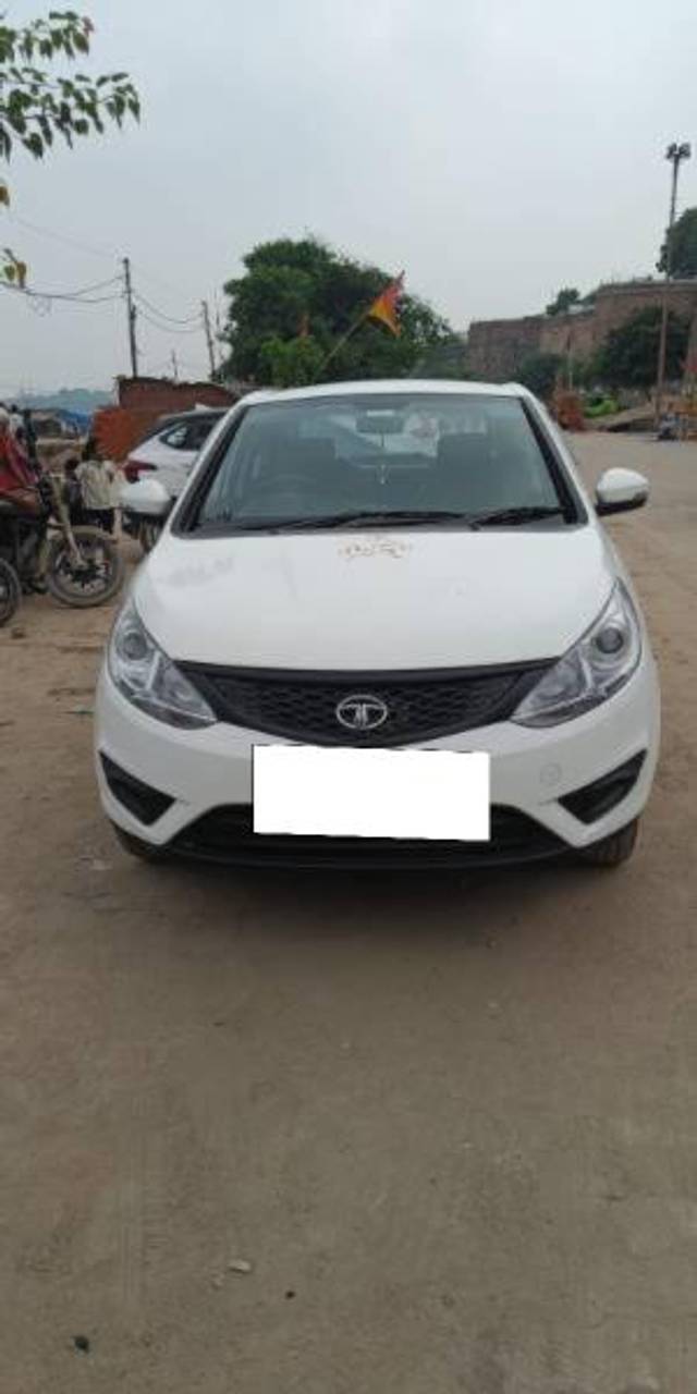 https://images10.gaadi.com/usedcar_image/4163247/original/processed_bf989853-e14f-4fbe-b96a-a0306bd608a4.jpg?imwidth=6400