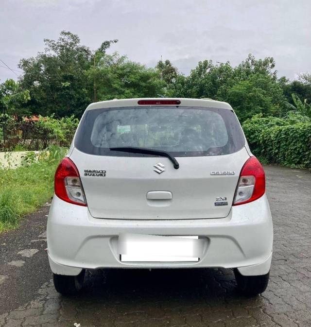 https://images10.gaadi.com/usedcar_image/4163472/original/processed_6a6f0c6234a0a5f689970e3b4362e815.jpg?imwidth=6402