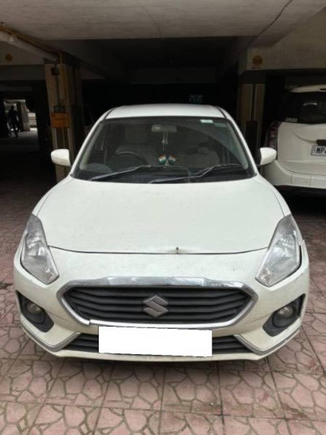 https://images10.gaadi.com/usedcar_image/4163478/original/processed_588cd7c8-6ec9-4575-ae1c-aef74e35f8a5.jpeg?imwidth=6402