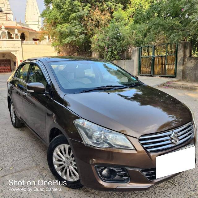 https://images10.gaadi.com/usedcar_image/4163500/original/processed_b8b346ab3483cd93e732a4de82cf1eb8.jpg?imwidth=6401