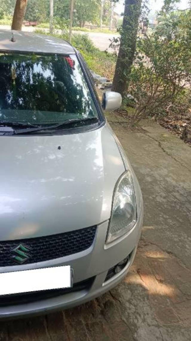 https://images10.gaadi.com/usedcar_image/4163616/original/processed_fbde229f-091f-4511-a024-c6b7826cbb5b.jpg?imwidth=6400