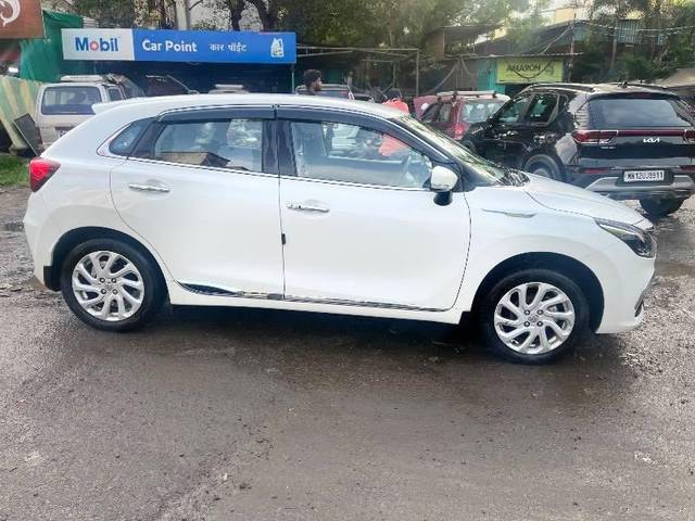 https://images10.gaadi.com/usedcar_image/4163721/original/processed_72582964-24cb-473a-98dd-0c6b0821d493.jpg?imwidth=6402