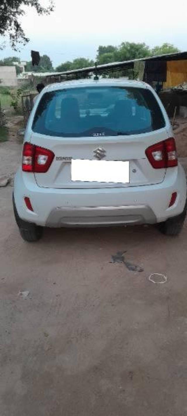 https://images10.gaadi.com/usedcar_image/4163945/original/processed_cae2756b-5858-4f77-b193-ea219e8e74c3.jpg?imwidth=6401