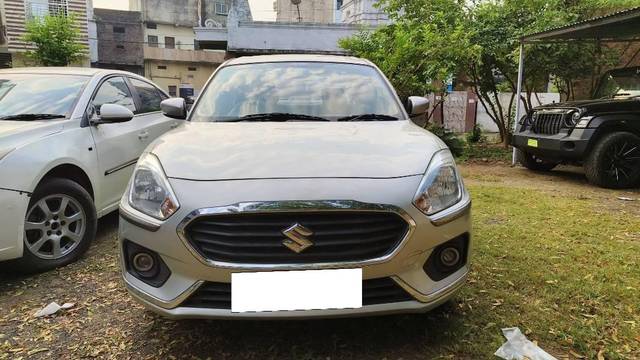 https://images10.gaadi.com/usedcar_image/4164133/original/processed_f9276cf6-1516-4b91-8201-699c0e932a01.jpg?imwidth=6402